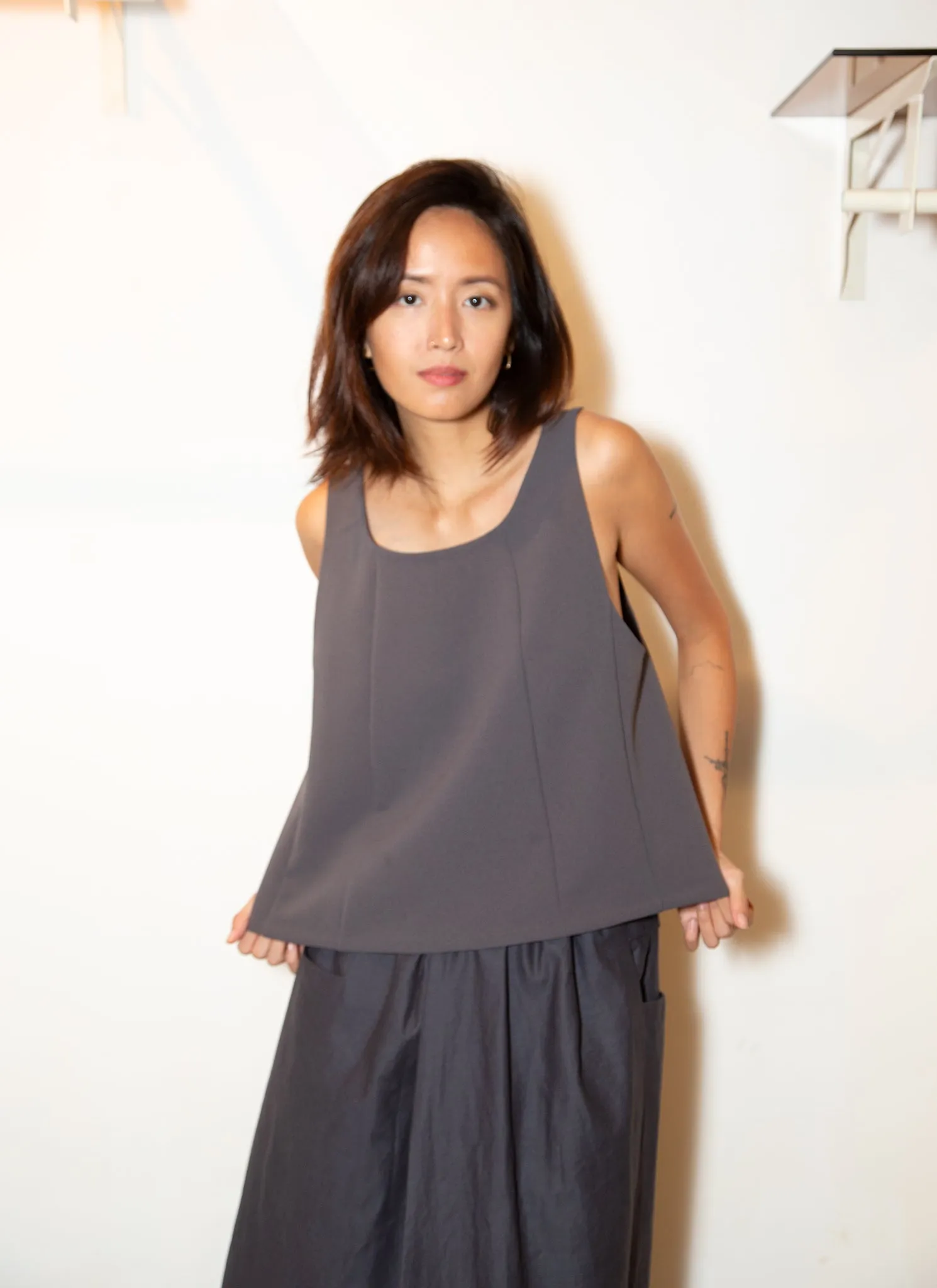 Rang Six-Panel Cropped Top in Dark Grey